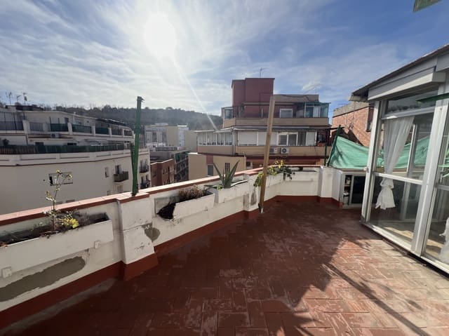1 bedroom Flat for sale in El Poble Sec, Barcelona city - € 234,000 (Ref: 9076841)