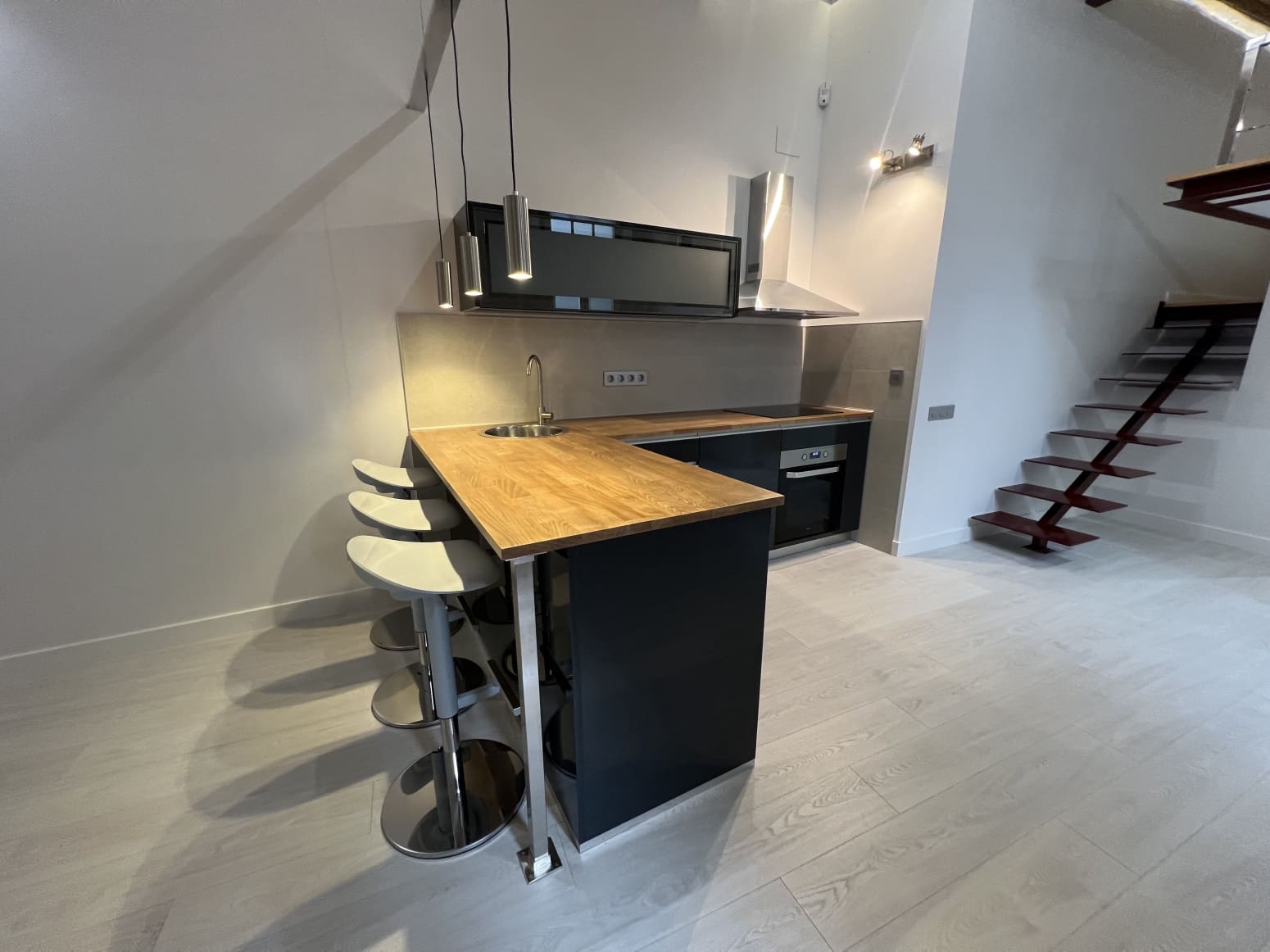 2 slaapkamer Flat te koop in Barcelona stad - € 343.790 (Ref: 9127158)