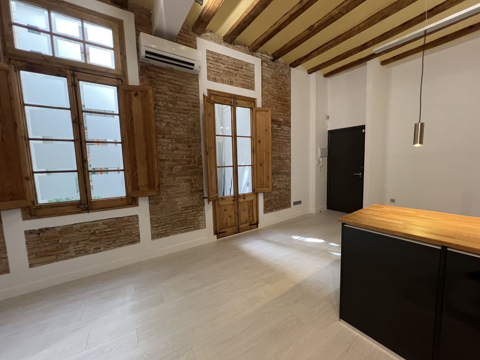 2 slaapkamer Flat te koop in Barcelona stad - € 343.790 (Ref: 9127158)