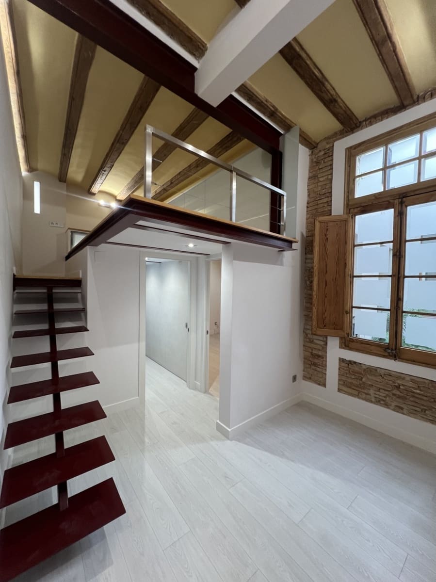 2 slaapkamer Flat te koop in Barcelona stad - € 343.790 (Ref: 9127158)