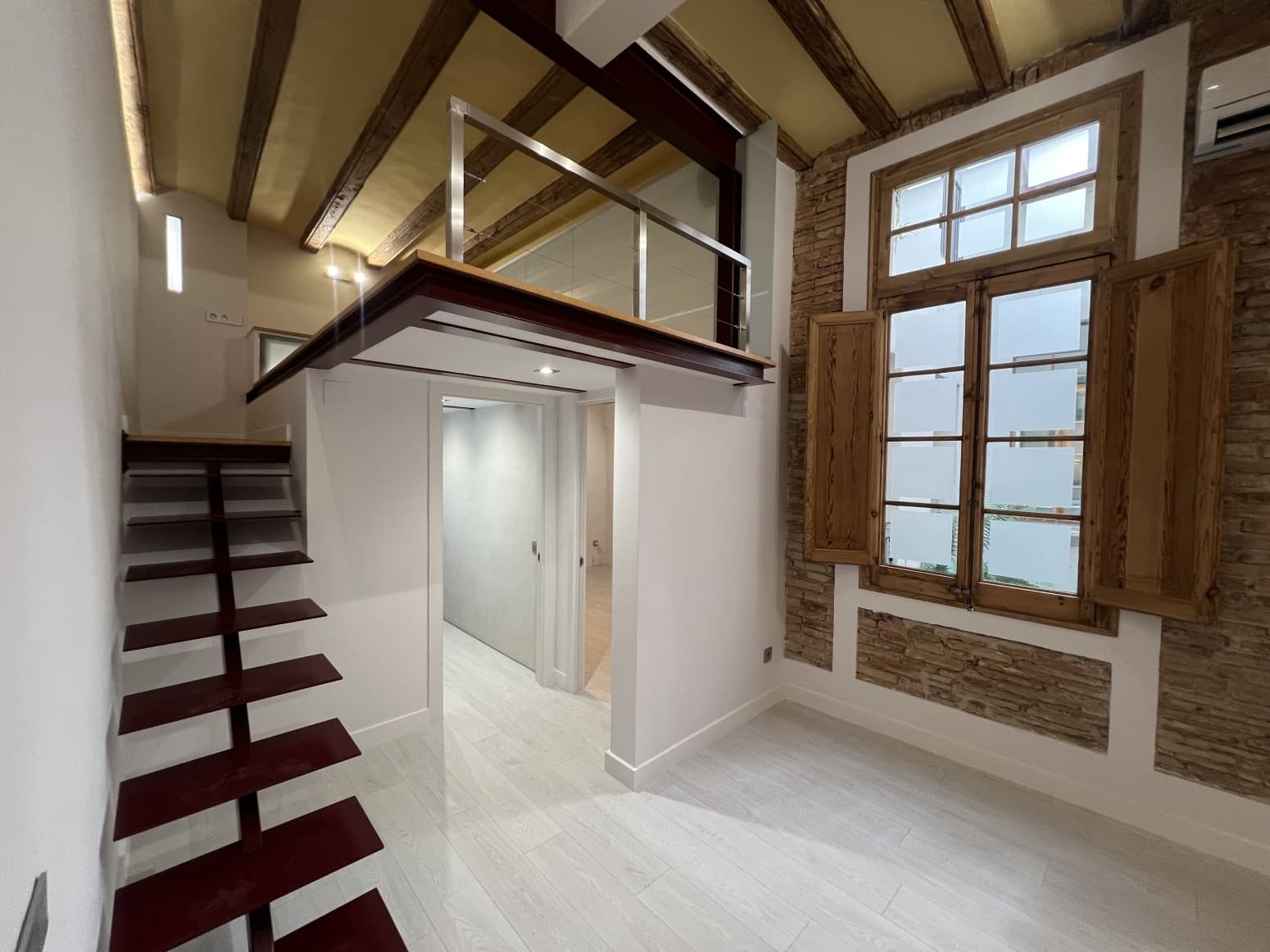 2 slaapkamer Flat te koop in Barcelona stad - € 343.790 (Ref: 9127158)