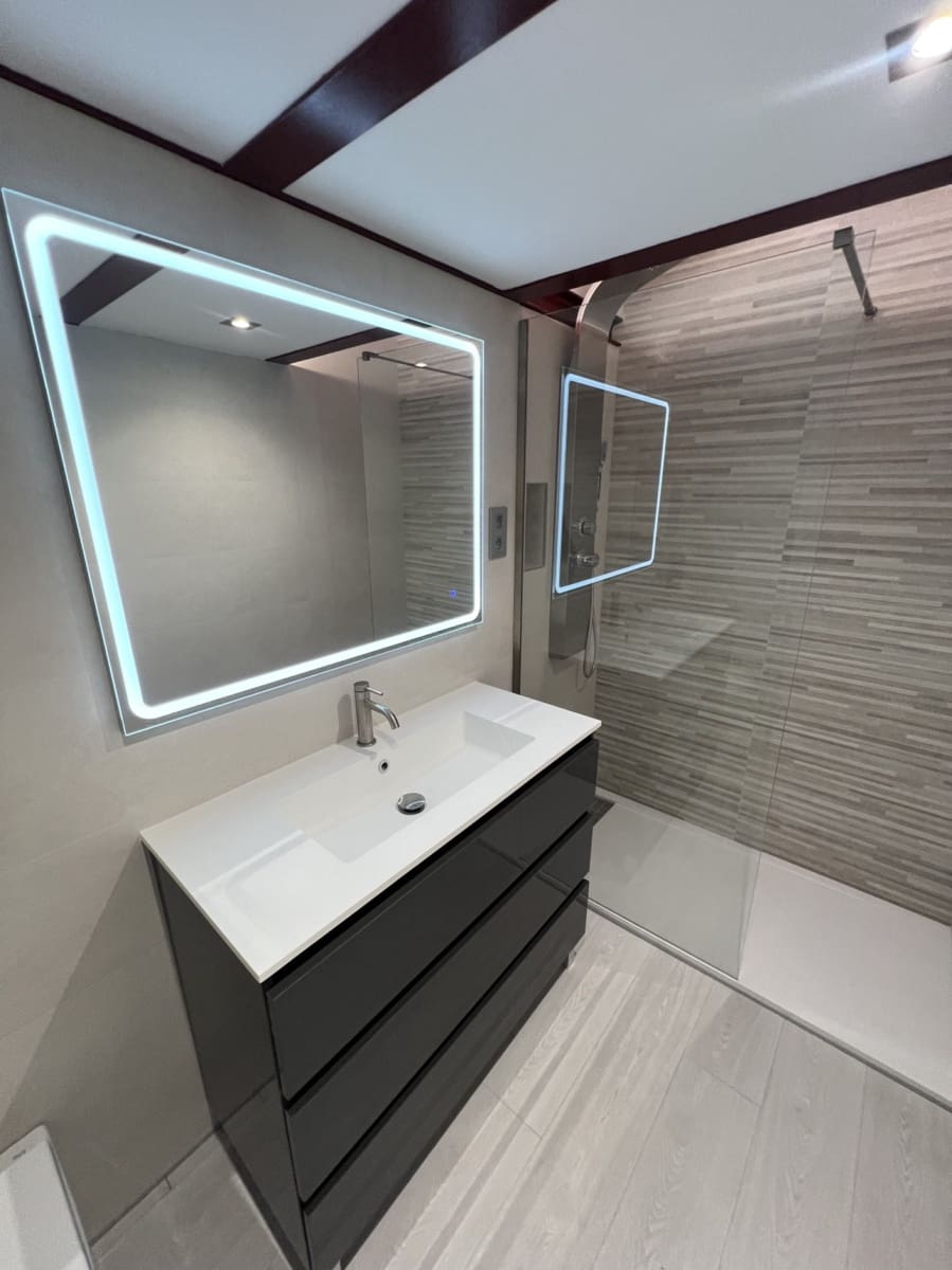 2 slaapkamer Flat te koop in Barcelona stad - € 343.790 (Ref: 9127158)