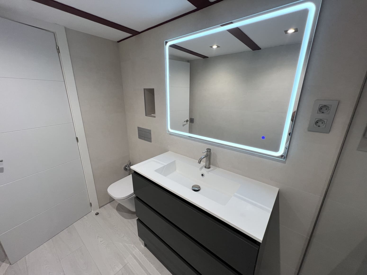 2 slaapkamer Flat te koop in Barcelona stad - € 343.790 (Ref: 9127158)