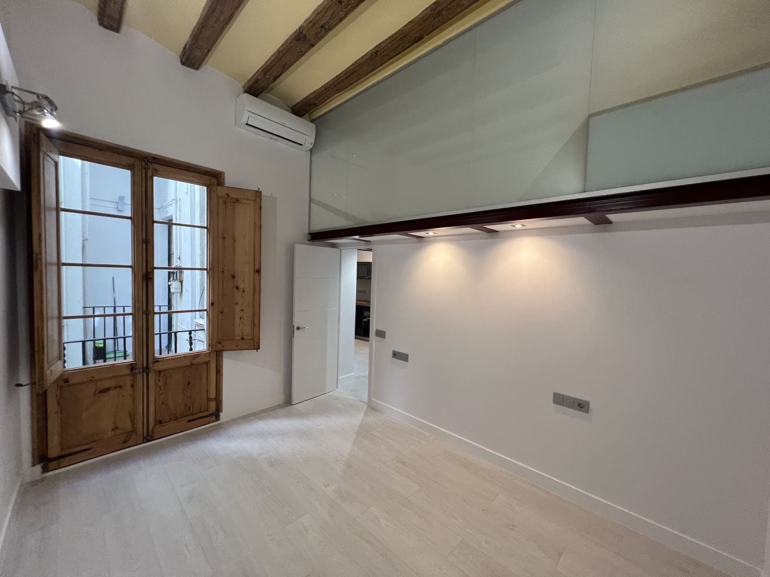 2 slaapkamer Flat te koop in Barcelona stad - € 343.790 (Ref: 9127158)
