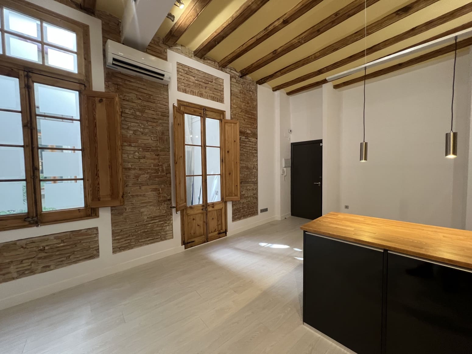 2 slaapkamer Flat te koop in Barcelona stad - € 343.790 (Ref: 9127158)
