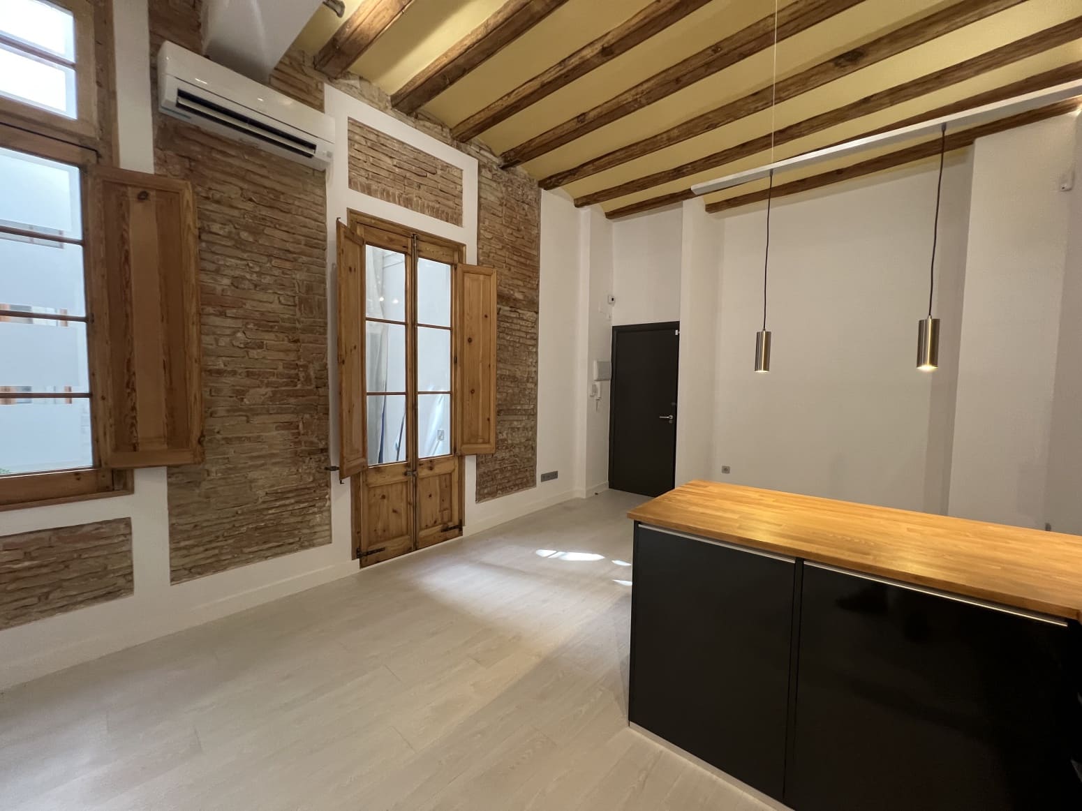 2 slaapkamer Flat te koop in Barcelona stad - € 343.790 (Ref: 9127158)
