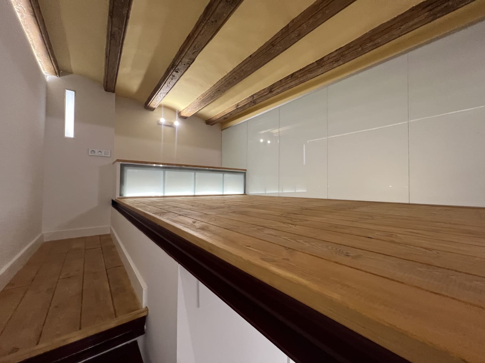 2 slaapkamer Flat te koop in Barcelona stad - € 343.790 (Ref: 9127158)