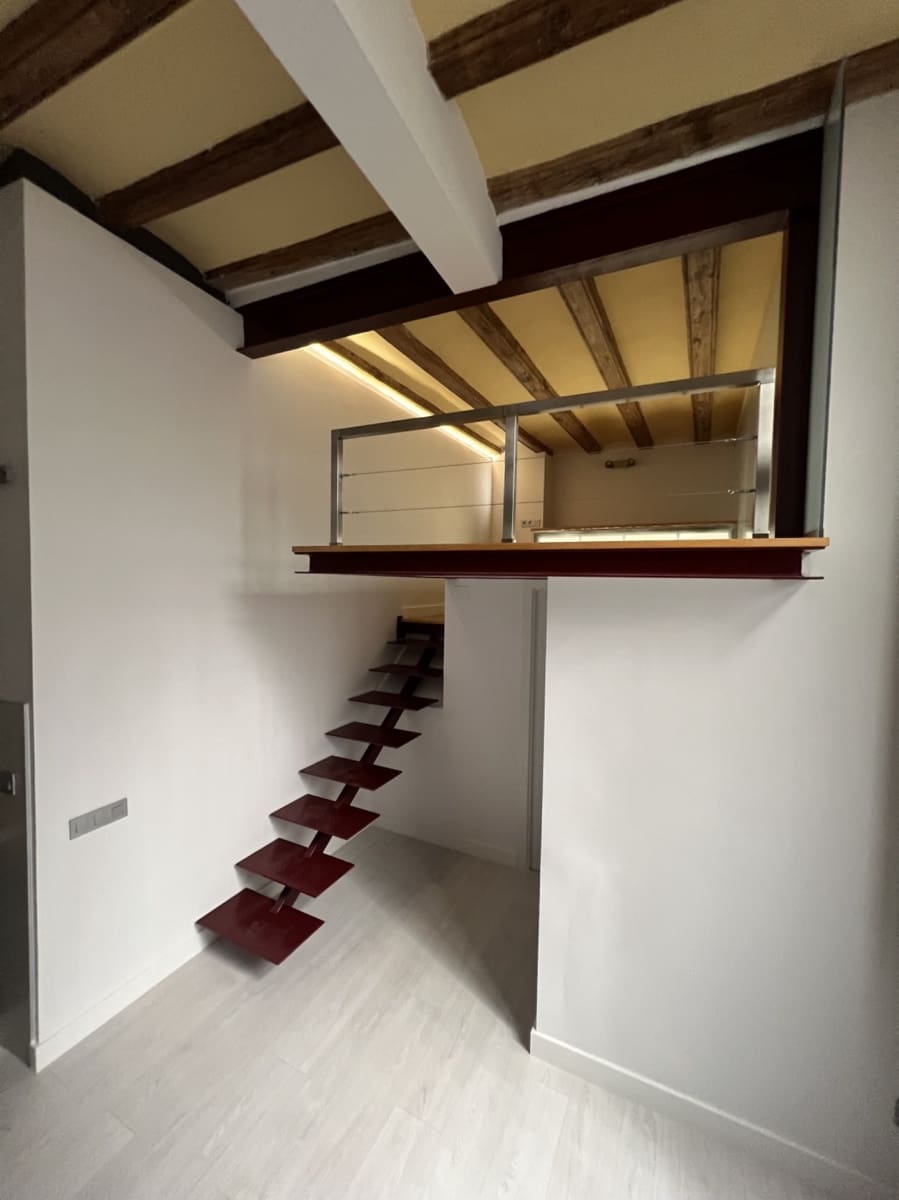 2 slaapkamer Flat te koop in Barcelona stad - € 343.790 (Ref: 9127158)