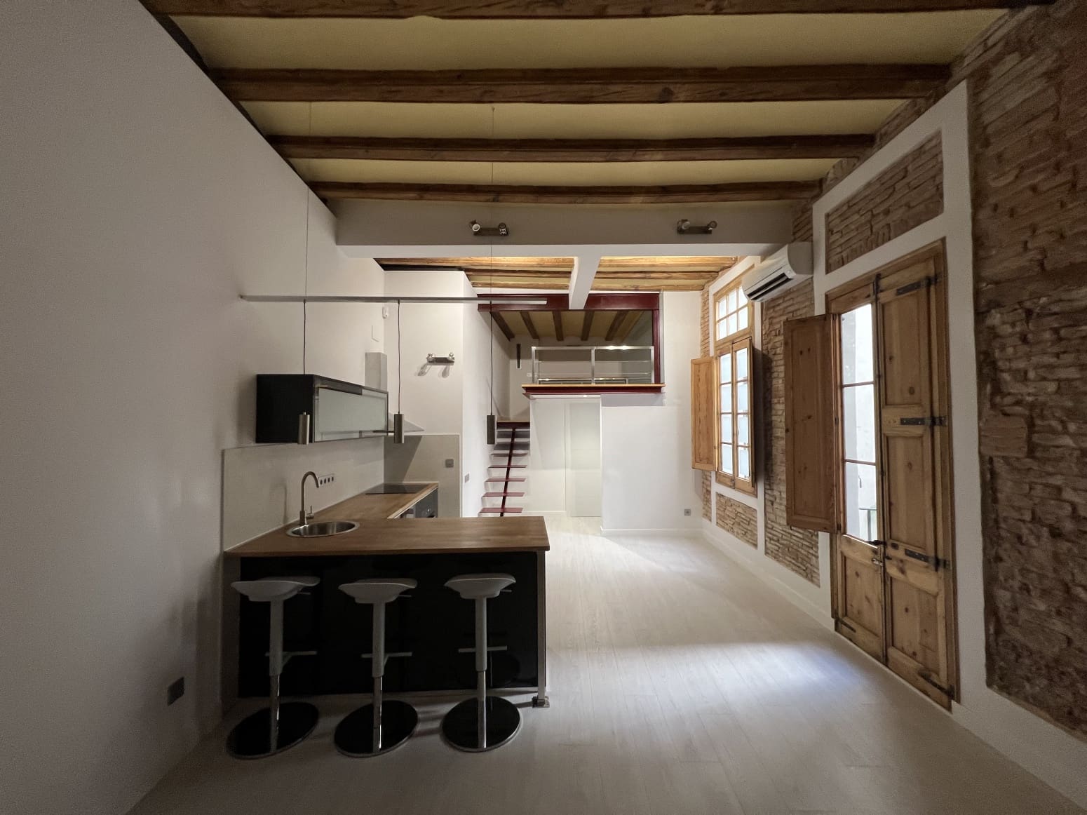 2 slaapkamer Flat te koop in Barcelona stad - € 343.790 (Ref: 9127158)