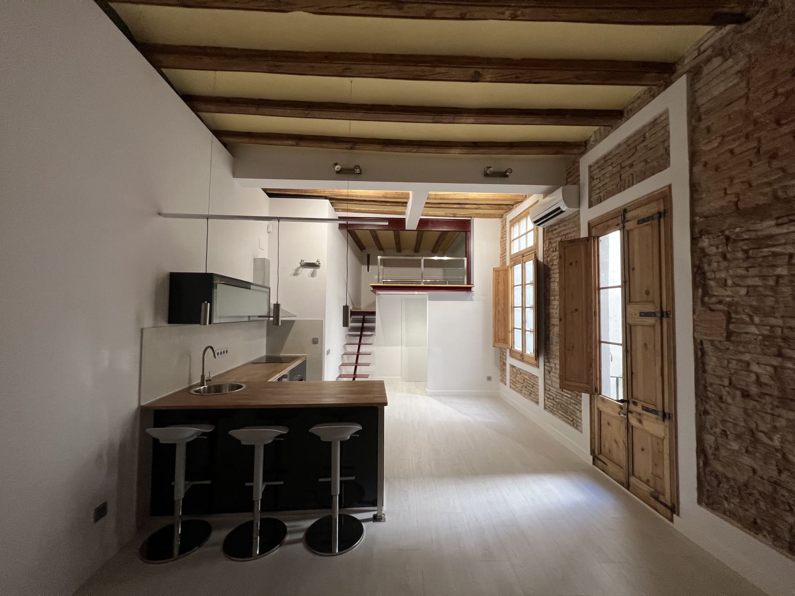 2 slaapkamer Flat te koop in Barcelona stad - € 343.790 (Ref: 9127158)
