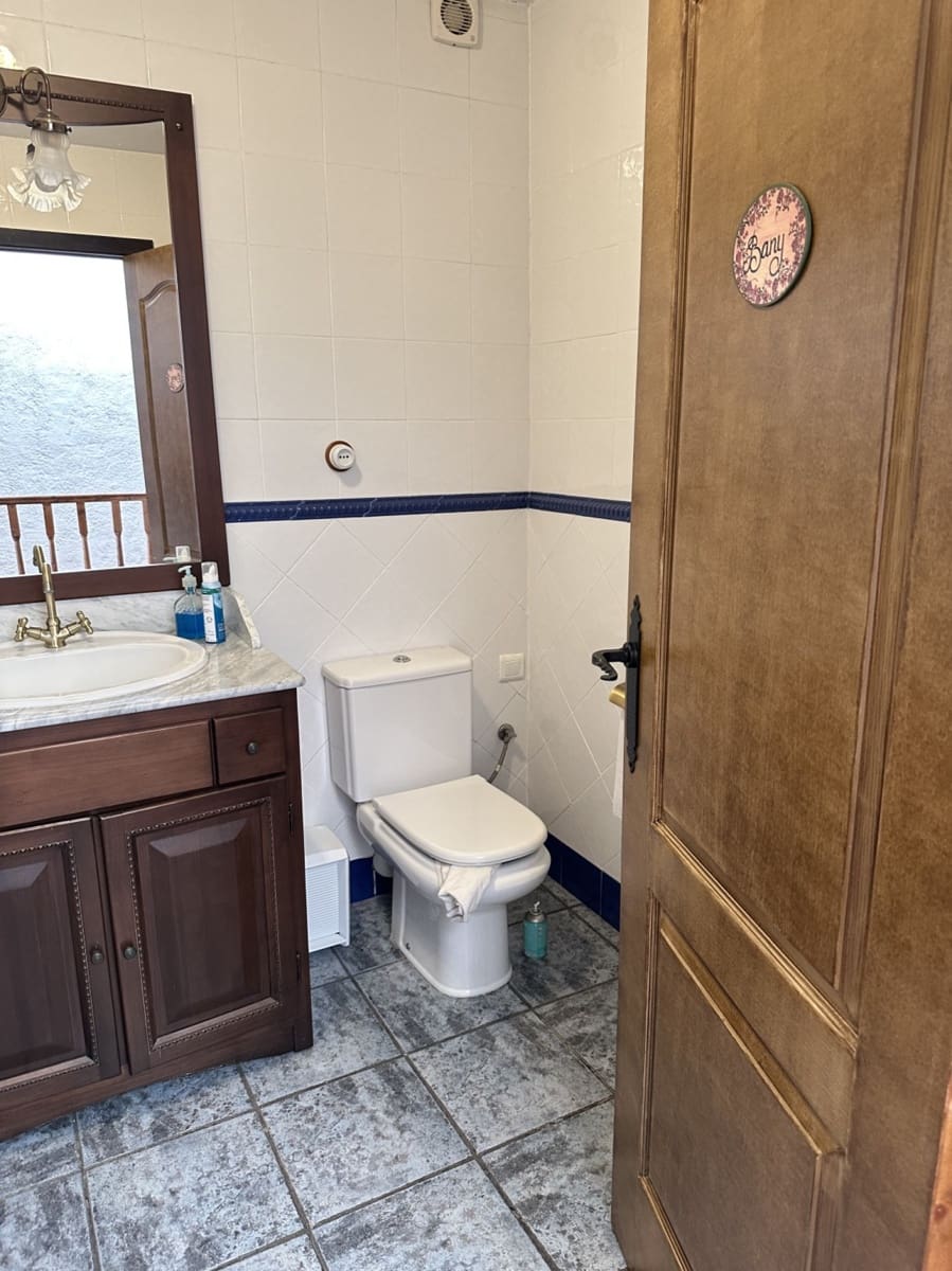 3 bedroom Villa for sale in La Pobla de Montornes with garage - € 199,900 (Ref: 9184245)