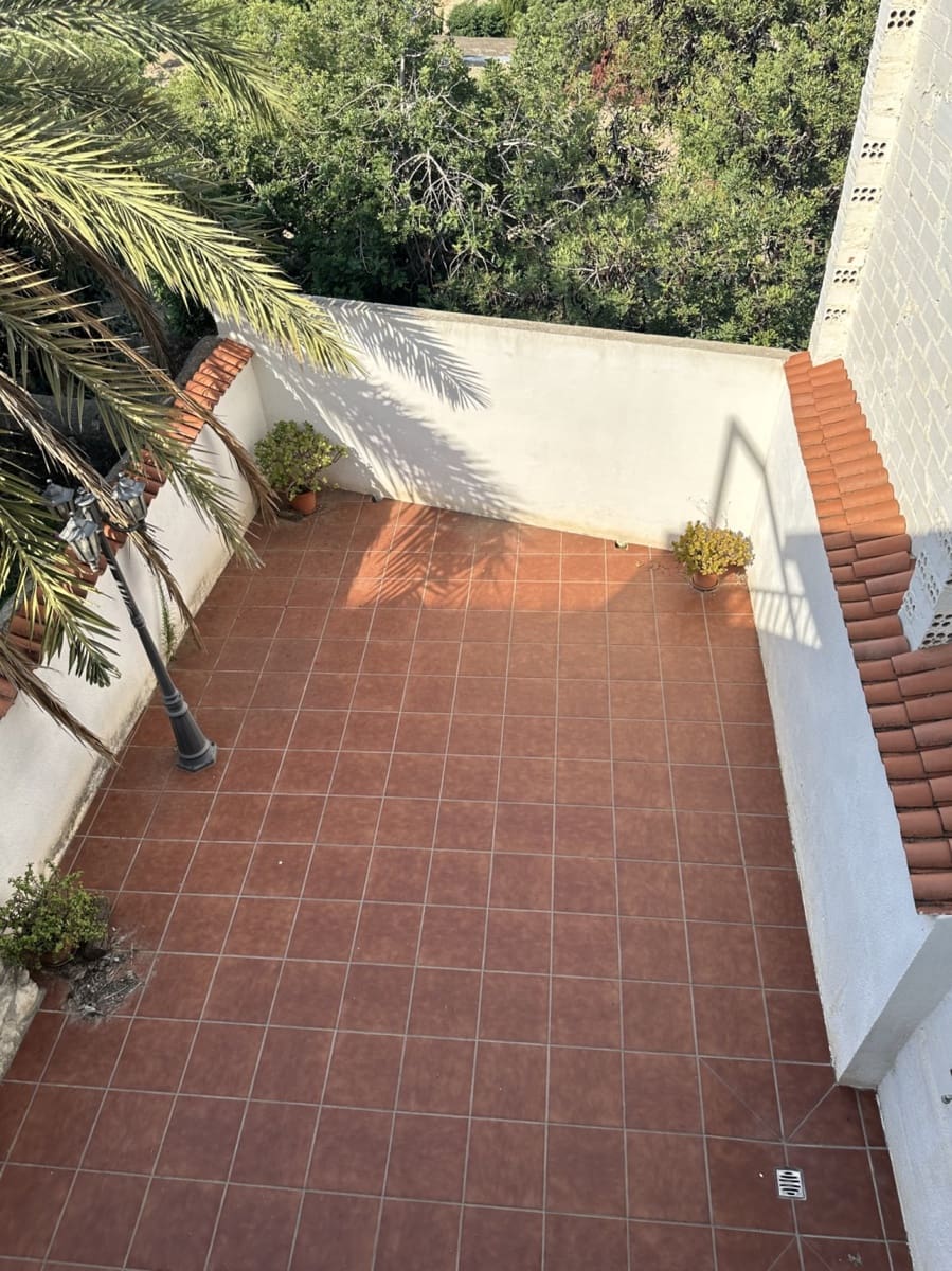 3 bedroom Villa for sale in La Pobla de Montornes with garage - € 199,900 (Ref: 9184245)