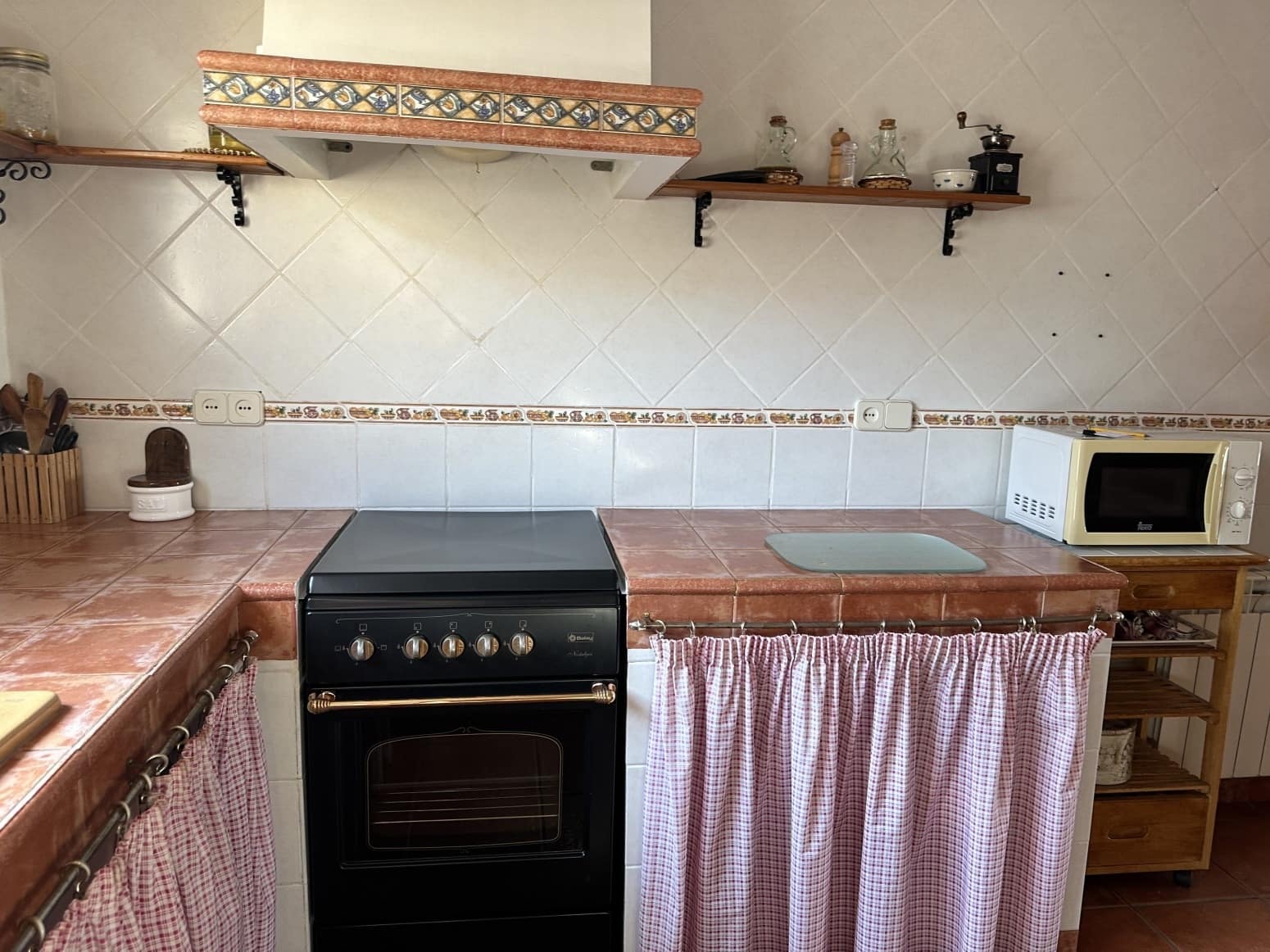 3 bedroom Villa for sale in La Pobla de Montornes with garage - € 199,900 (Ref: 9184245)