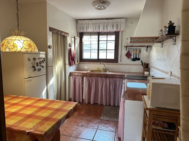 3 bedroom Villa for sale in La Pobla de Montornès with garage - € 199,900 (Ref: 9184245)