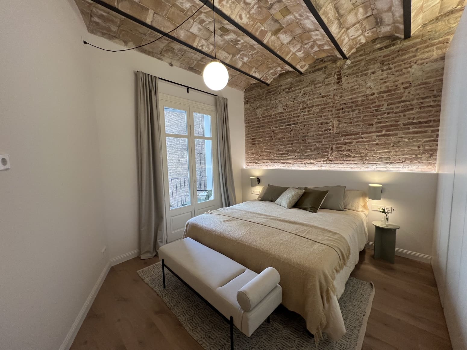 2 soveværelse Lejlighed til salg i Barcelona by - € 1.160.000 (Ref: 9244509)