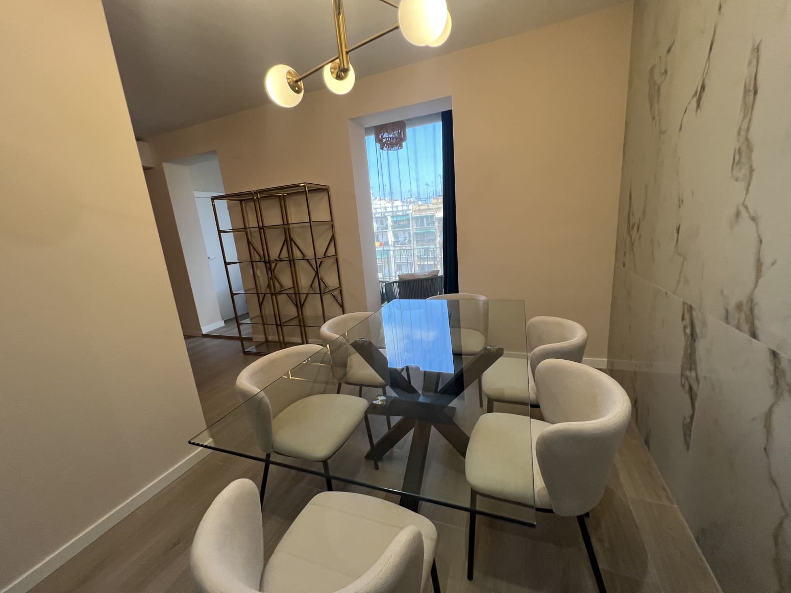 4 soveværelse Lejlighed til salg i Barcelona by - € 1.140.000 (Ref: 9245607)