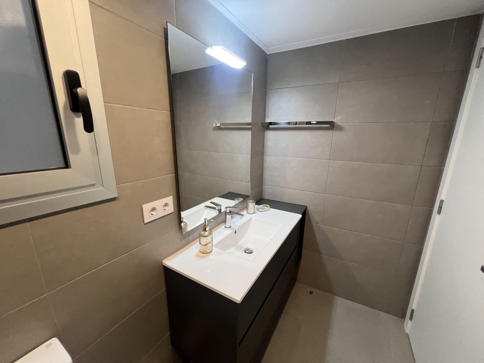 4 soveværelse Lejlighed til salg i Barcelona by - € 1.140.000 (Ref: 9245607)