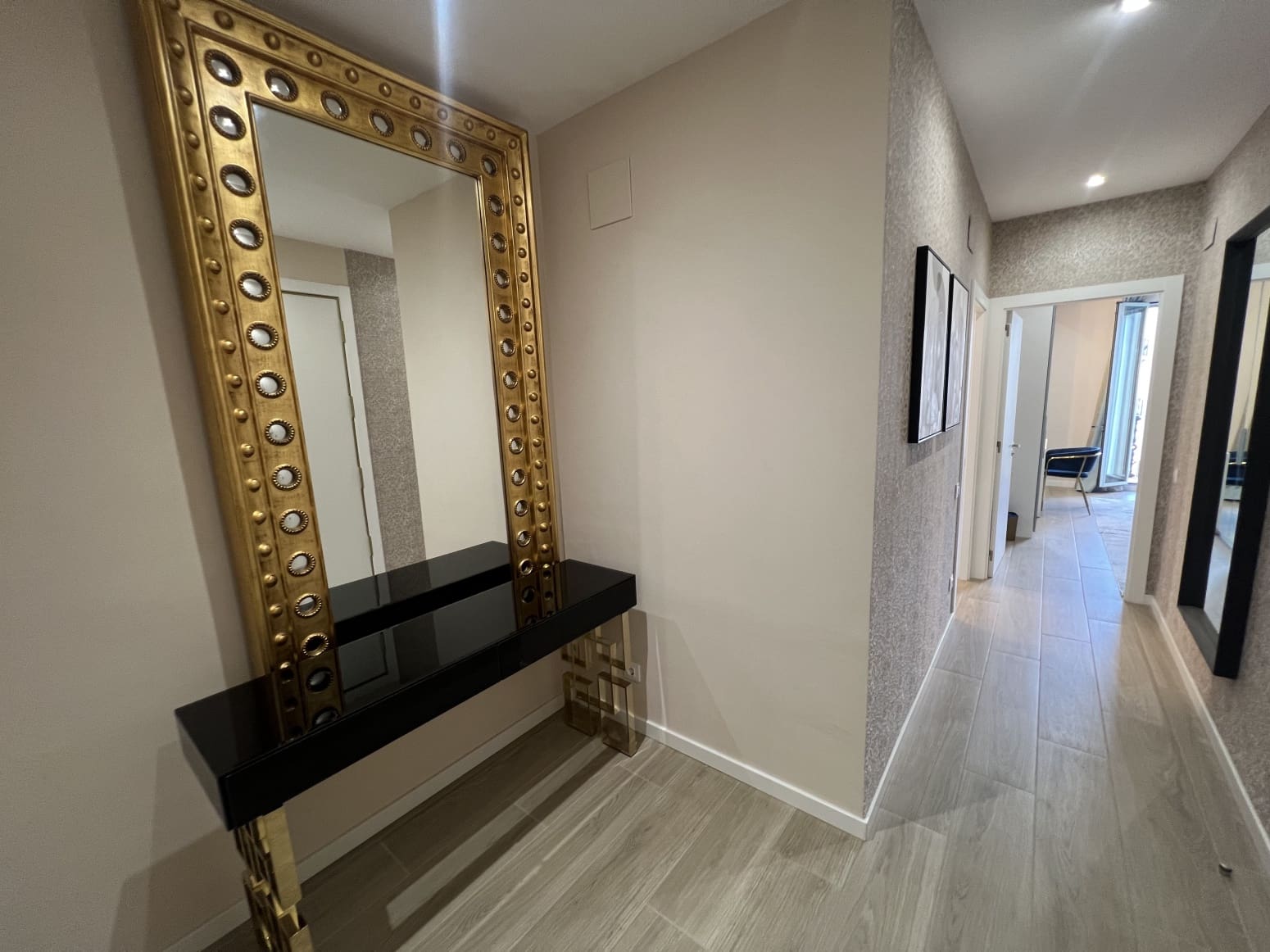 4 soveværelse Lejlighed til salg i Barcelona by - € 1.140.000 (Ref: 9245607)