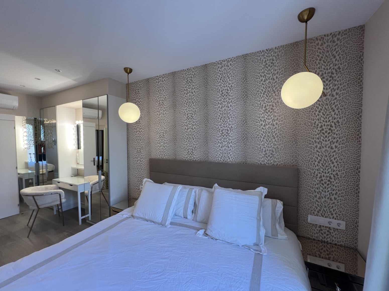 4 soveværelse Lejlighed til salg i Barcelona by - € 1.140.000 (Ref: 9245607)