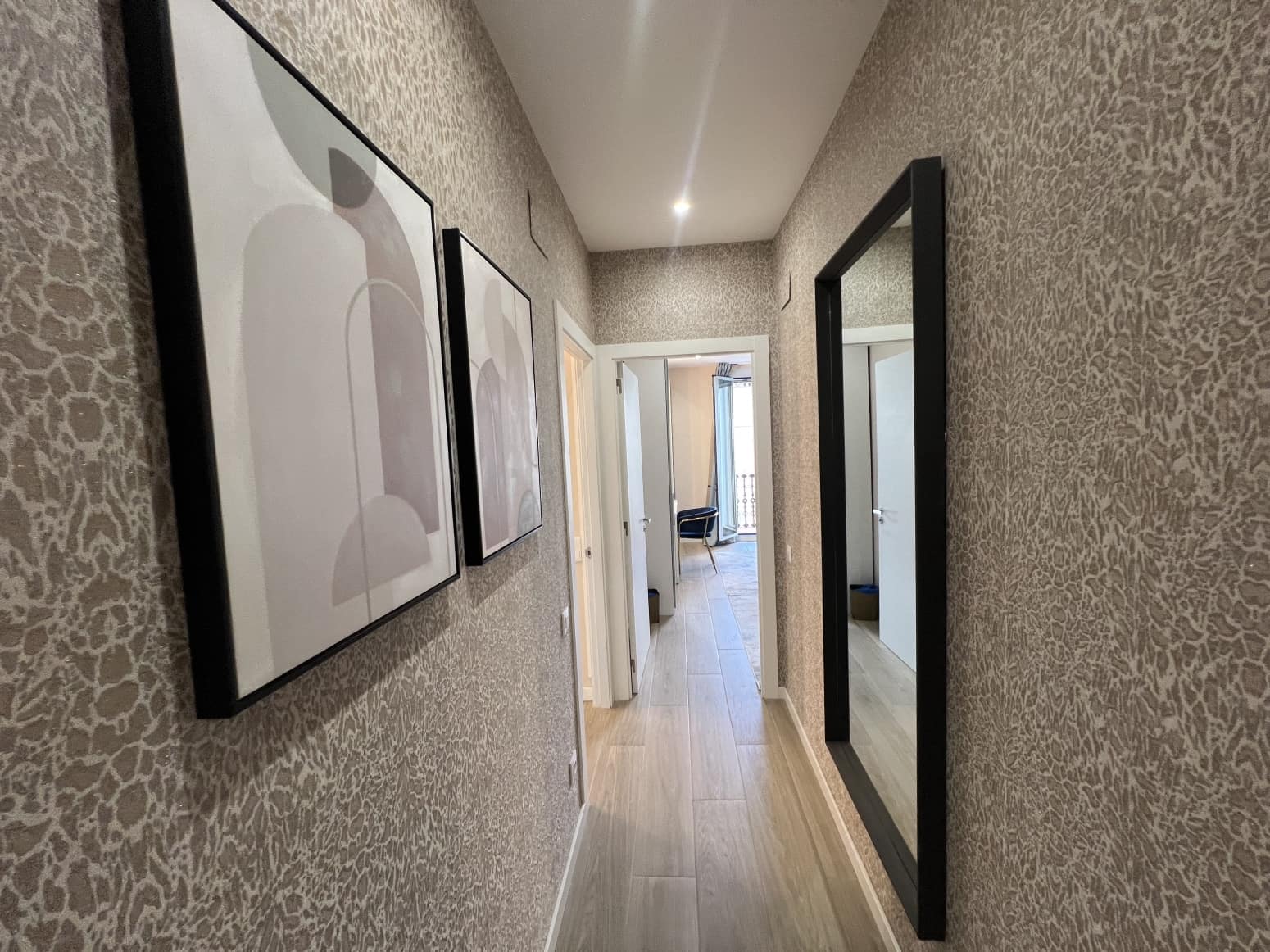 4 soveværelse Lejlighed til salg i Barcelona by - € 1.140.000 (Ref: 9245607)