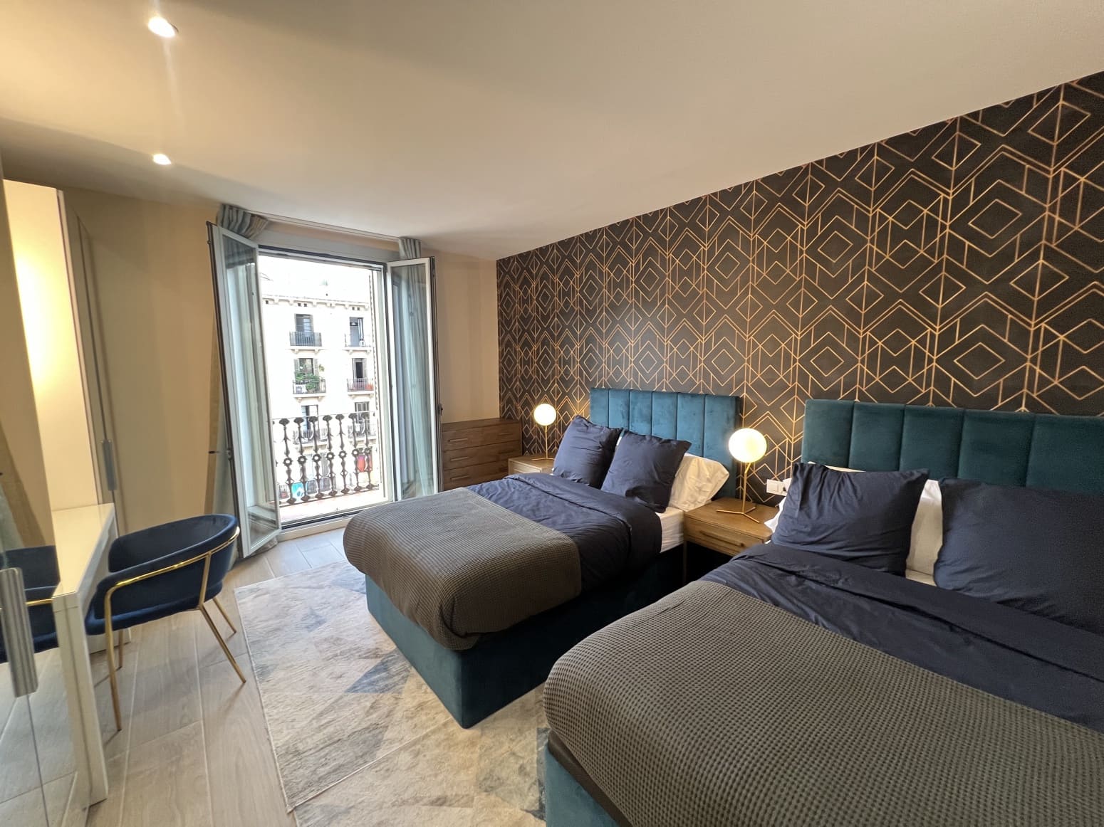 4 soveværelse Lejlighed til salg i Barcelona by - € 1.140.000 (Ref: 9245607)