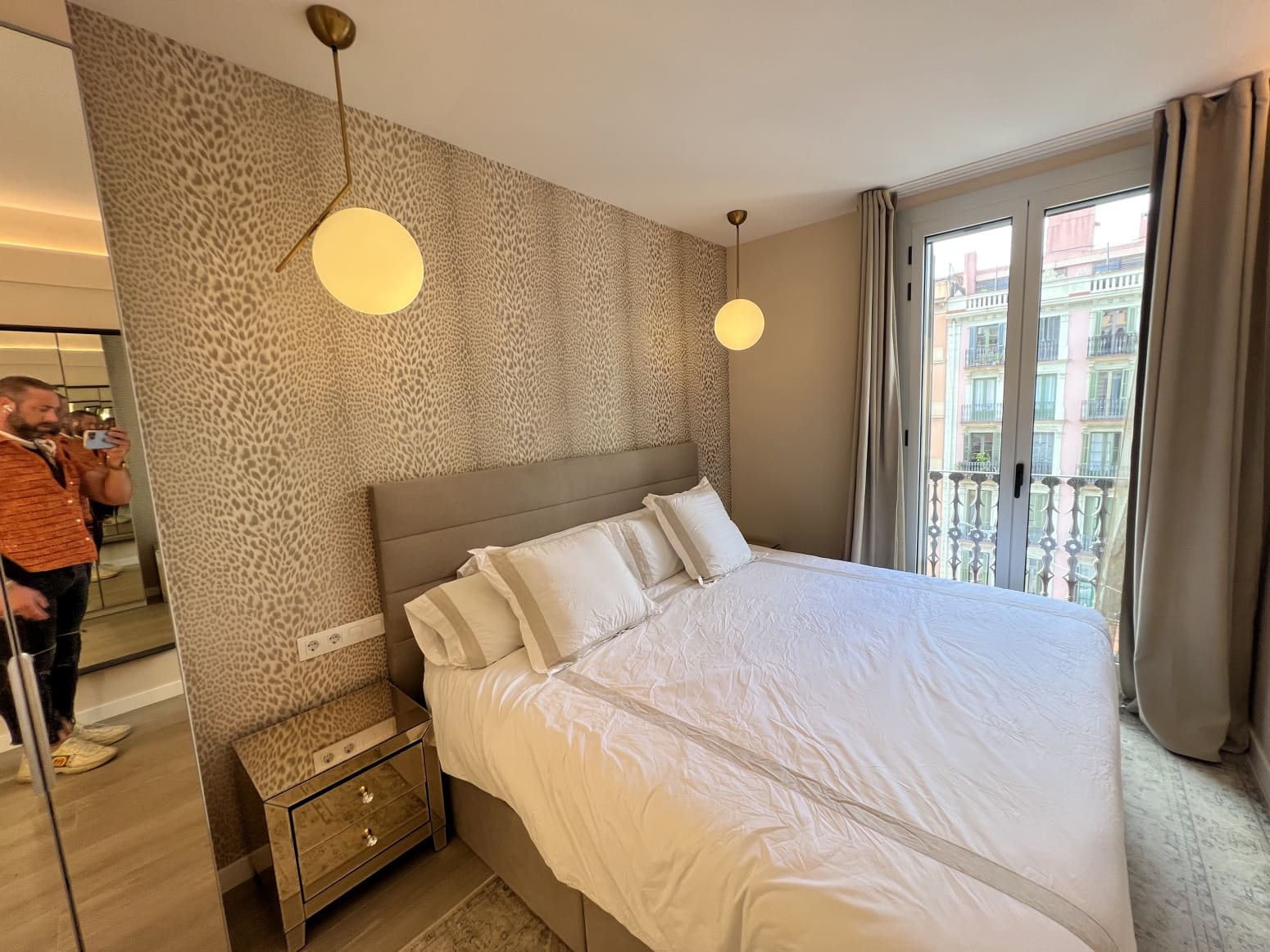 4 soveværelse Lejlighed til salg i Barcelona by - € 1.140.000 (Ref: 9245607)