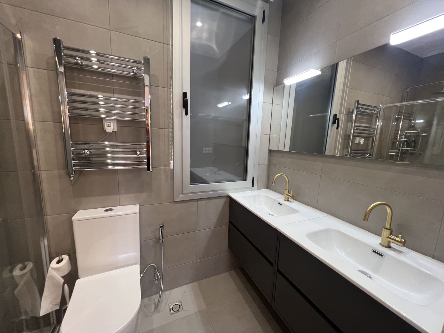 4 soveværelse Lejlighed til salg i Barcelona by - € 1.140.000 (Ref: 9245607)