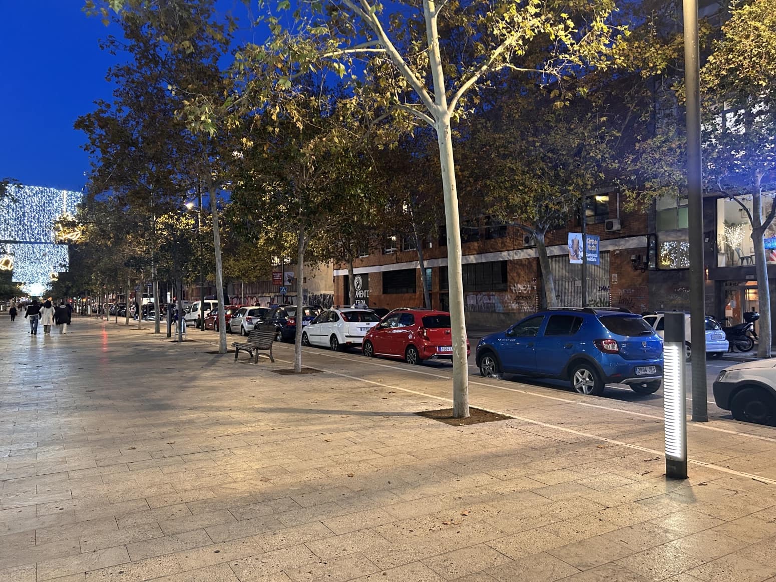 Garage for sale in L'Hospitalet de Llobregat - € 334,000 (Ref: 9254040)