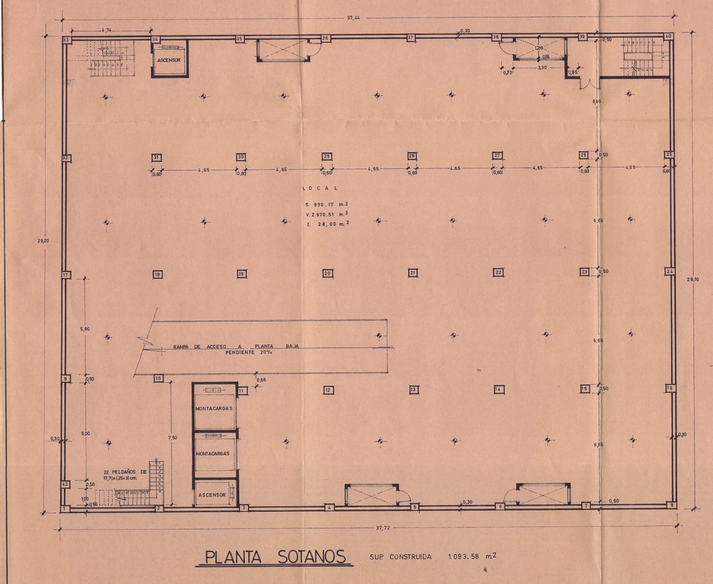 Garage for sale in L'Hospitalet de Llobregat - € 334,000 (Ref: 9254040)