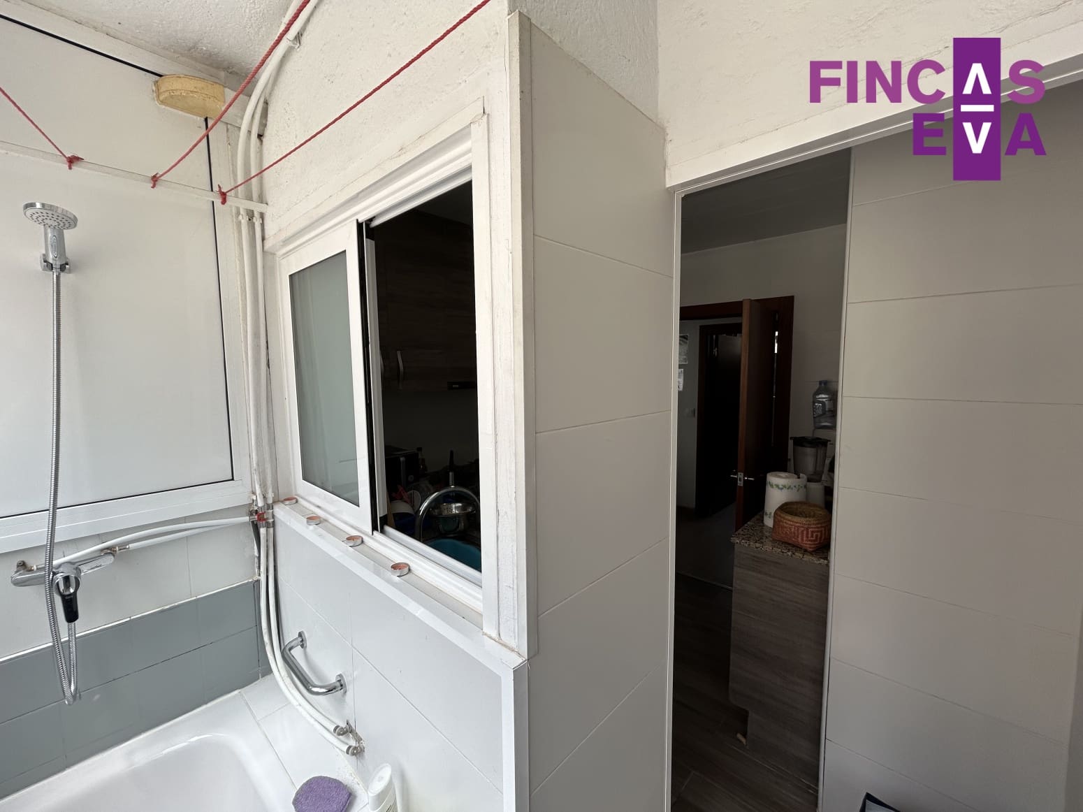 3 soveværelse Lejlighed til salg i Barcelona by - € 145.000 (Ref: 9288287)