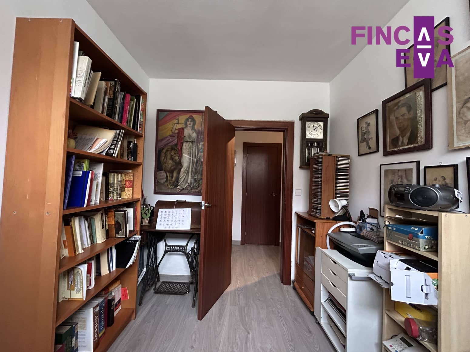 3 soveværelse Lejlighed til salg i Barcelona by - € 145.000 (Ref: 9288287)