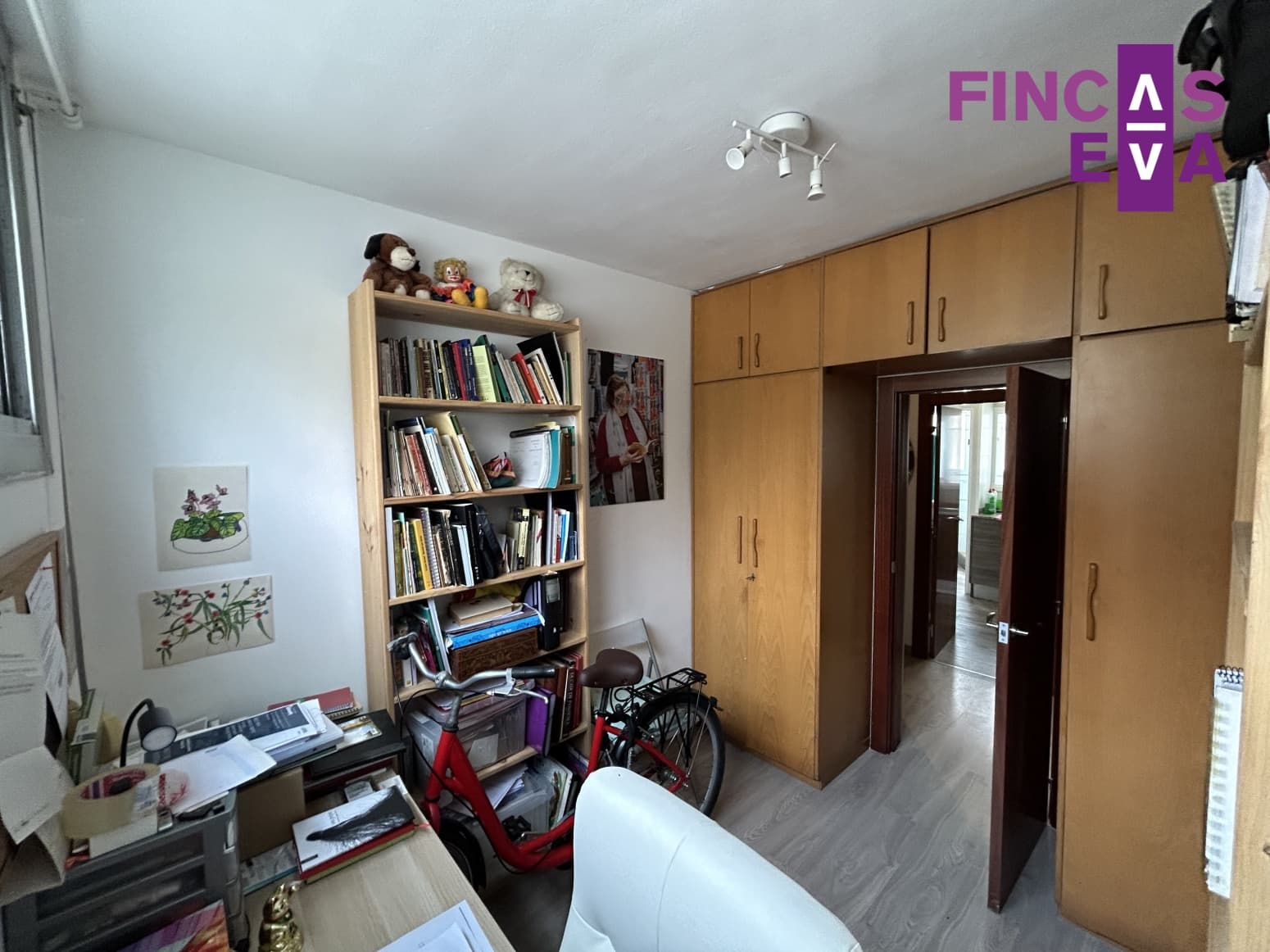 3 soveværelse Lejlighed til salg i Barcelona by - € 145.000 (Ref: 9288287)