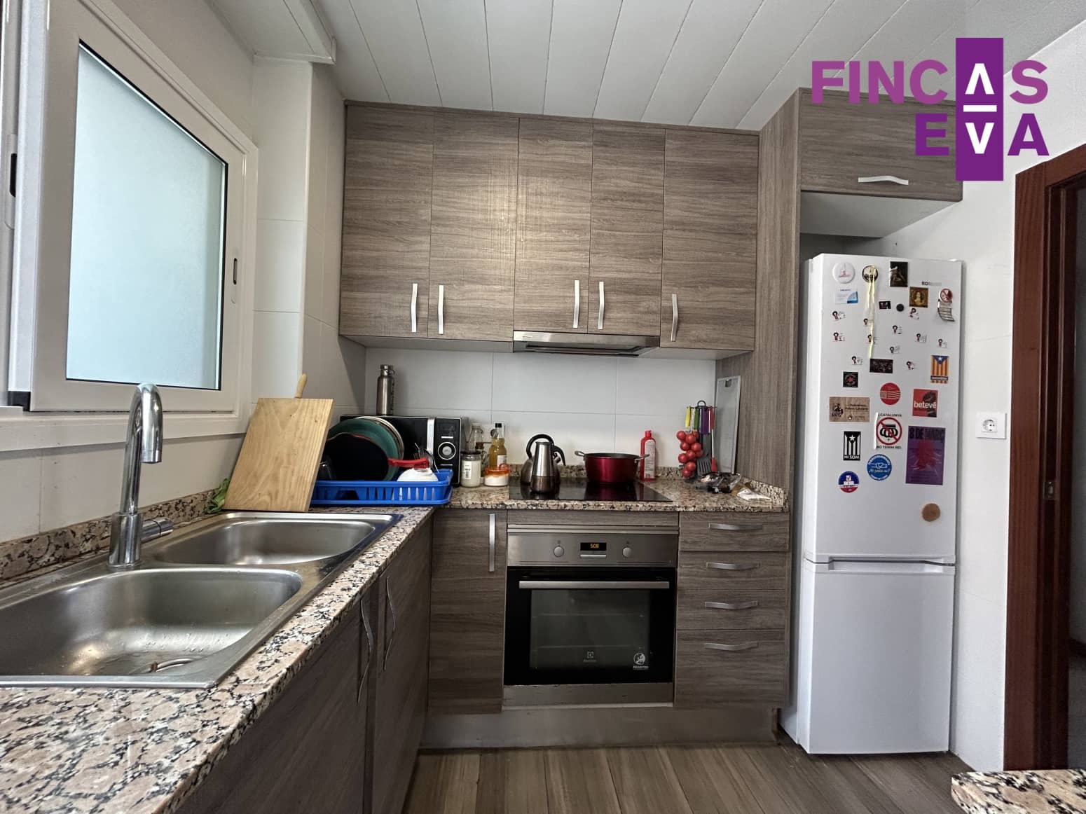 3 soveværelse Lejlighed til salg i Barcelona by - € 145.000 (Ref: 9288287)