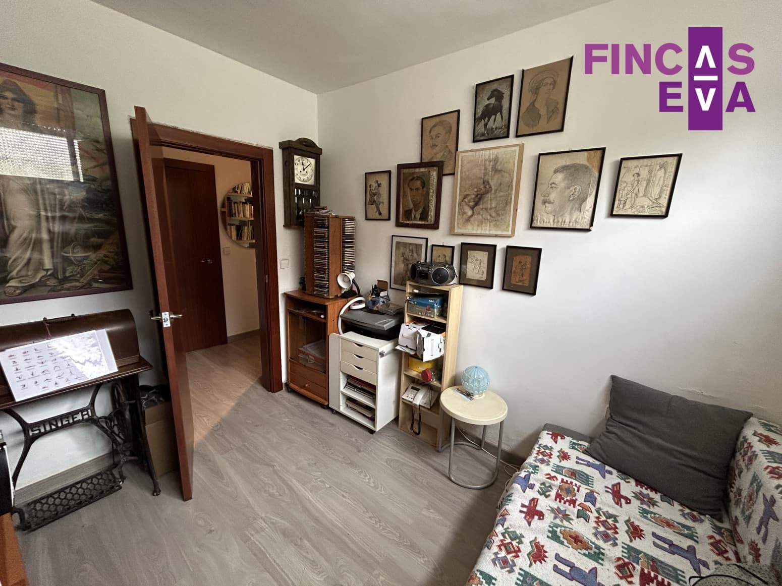 3 soveværelse Lejlighed til salg i Barcelona by - € 145.000 (Ref: 9288287)