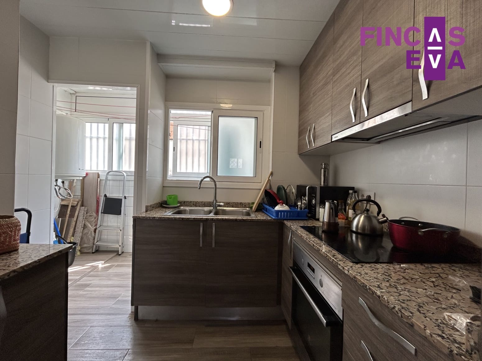 3 soveværelse Lejlighed til salg i Barcelona by - € 145.000 (Ref: 9288287)