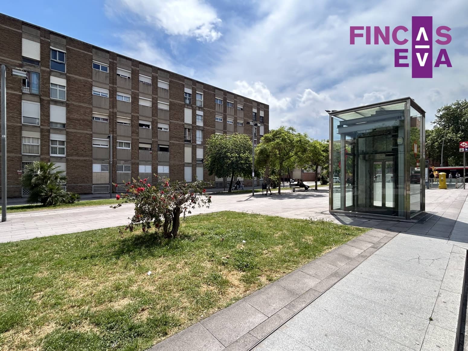 3 soveværelse Lejlighed til salg i Barcelona by - € 145.000 (Ref: 9288287)