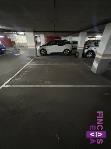 Garage till salu i El Baix Guinardó, Barcelona stad - 22 000 € (Ref: 9297778)