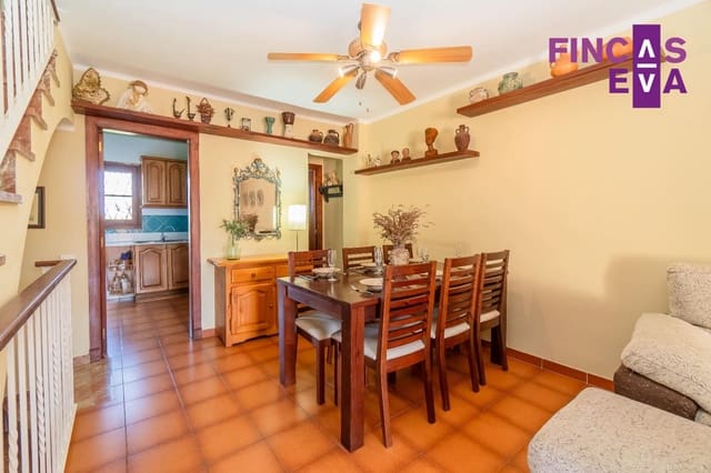 3 soverom Villa til salgs i Torredembarra med garasje - € 230 000 (Ref: 9352192)