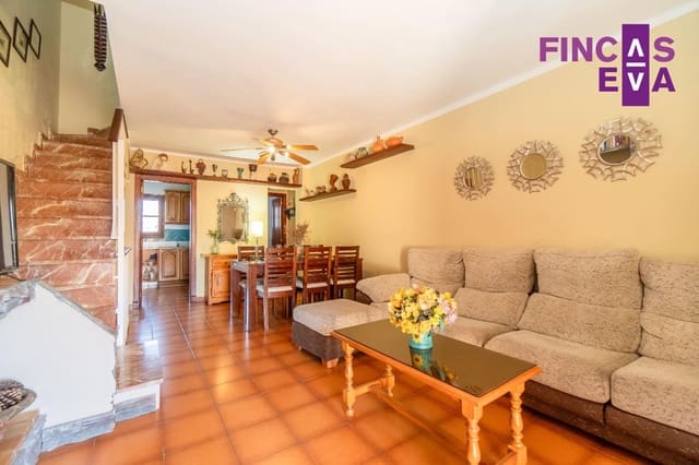 3 soverom Villa til salgs i Torredembarra med garasje - € 230 000 (Ref: 9352192)