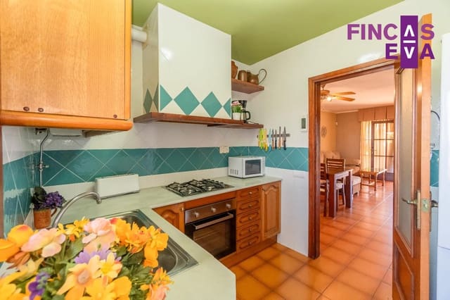 3 soverom Villa til salgs i Torredembarra med garasje - € 230 000 (Ref: 9352192)