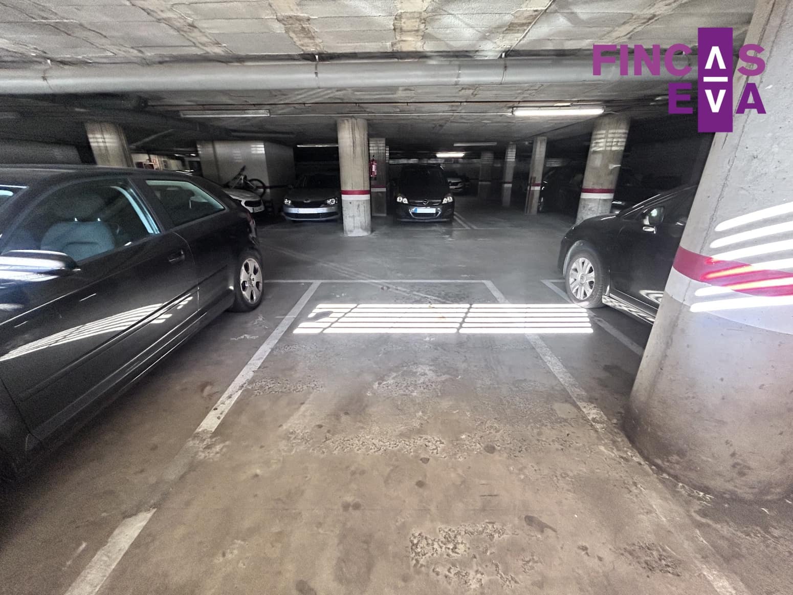 Garaż na sprzedaż w Miasto Barcelona - 23 000 € (Ref: 9395361)