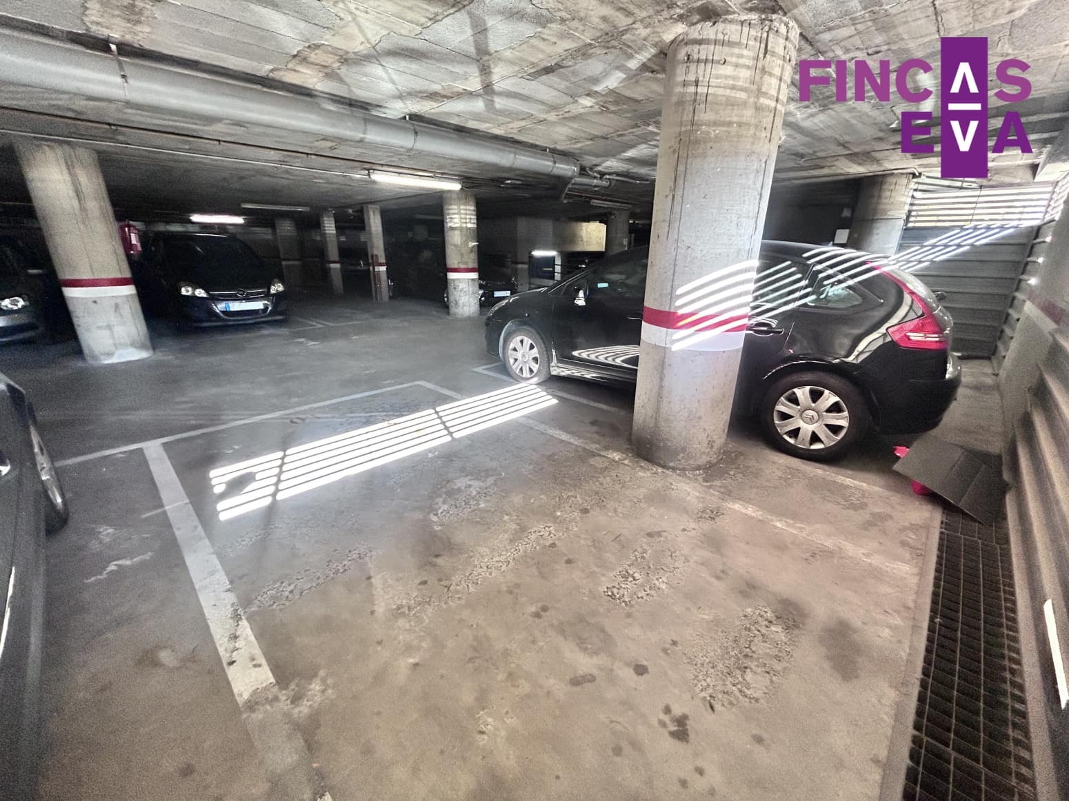 Garaż na sprzedaż w Miasto Barcelona - 23 000 € (Ref: 9395361)