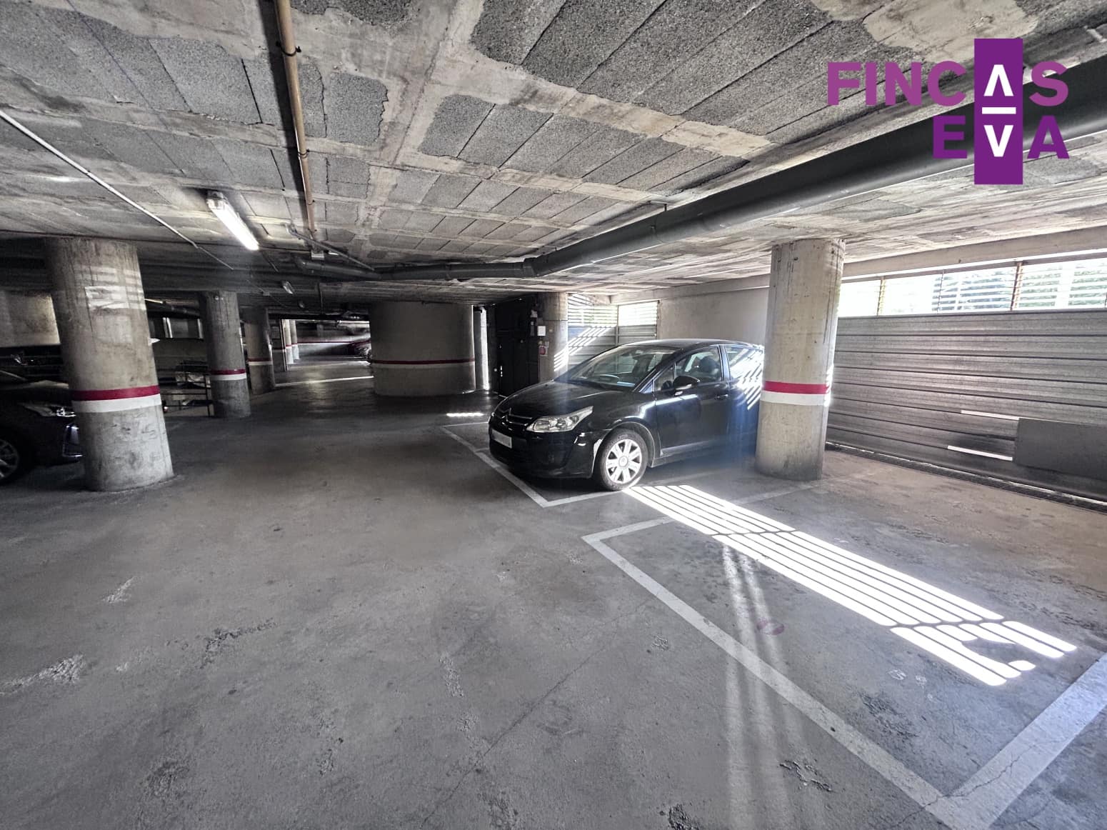 Garaż na sprzedaż w Miasto Barcelona - 23 000 € (Ref: 9395361)