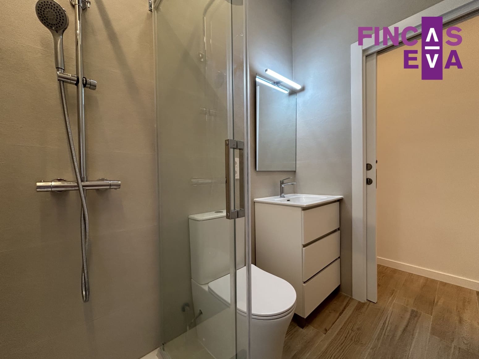 2 quarto Apartamento para venda em Barcelona cidade - 425 000 € (Ref: 9395474)