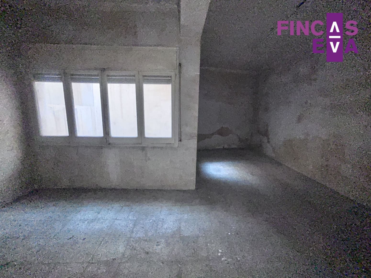 Wohnung zu verkaufen in Barcelona Stadt - 169.000 € (Ref: 9417973)