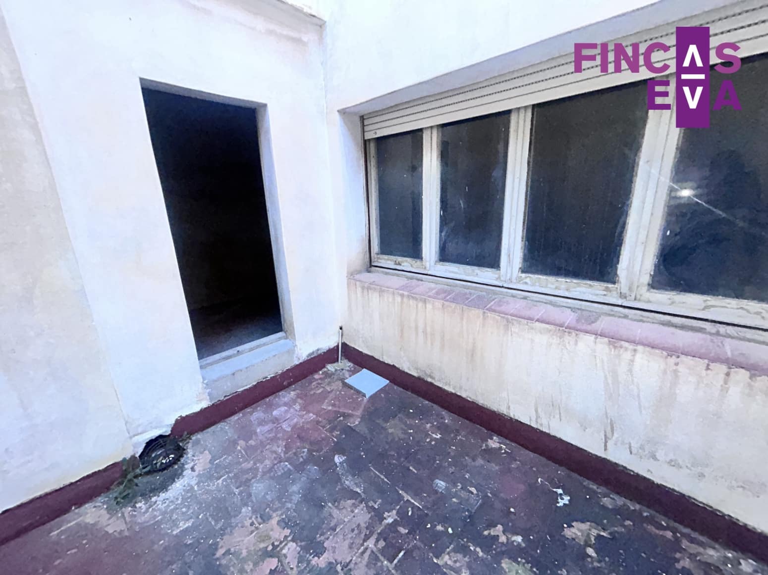 Wohnung zu verkaufen in Barcelona Stadt - 169.000 € (Ref: 9417973)