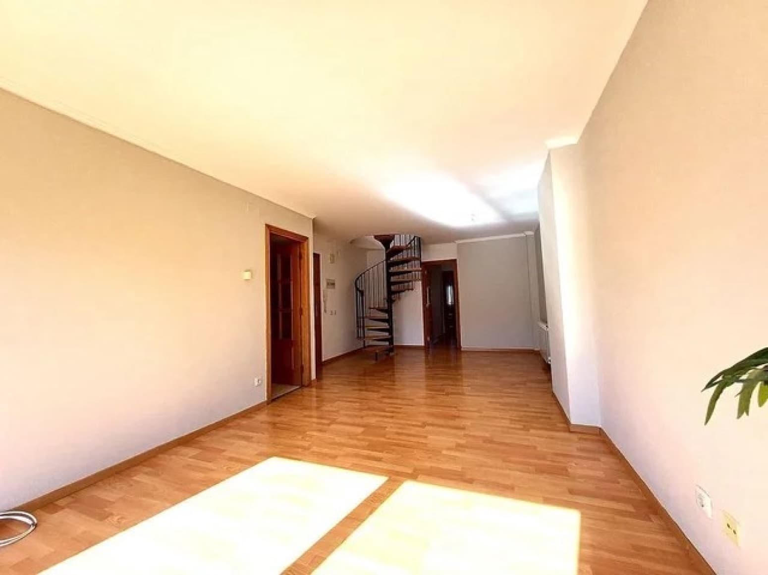 2 bedroom Flat for sale in Vilafranca del Penedes - € 249,000 (Ref: 9421786)