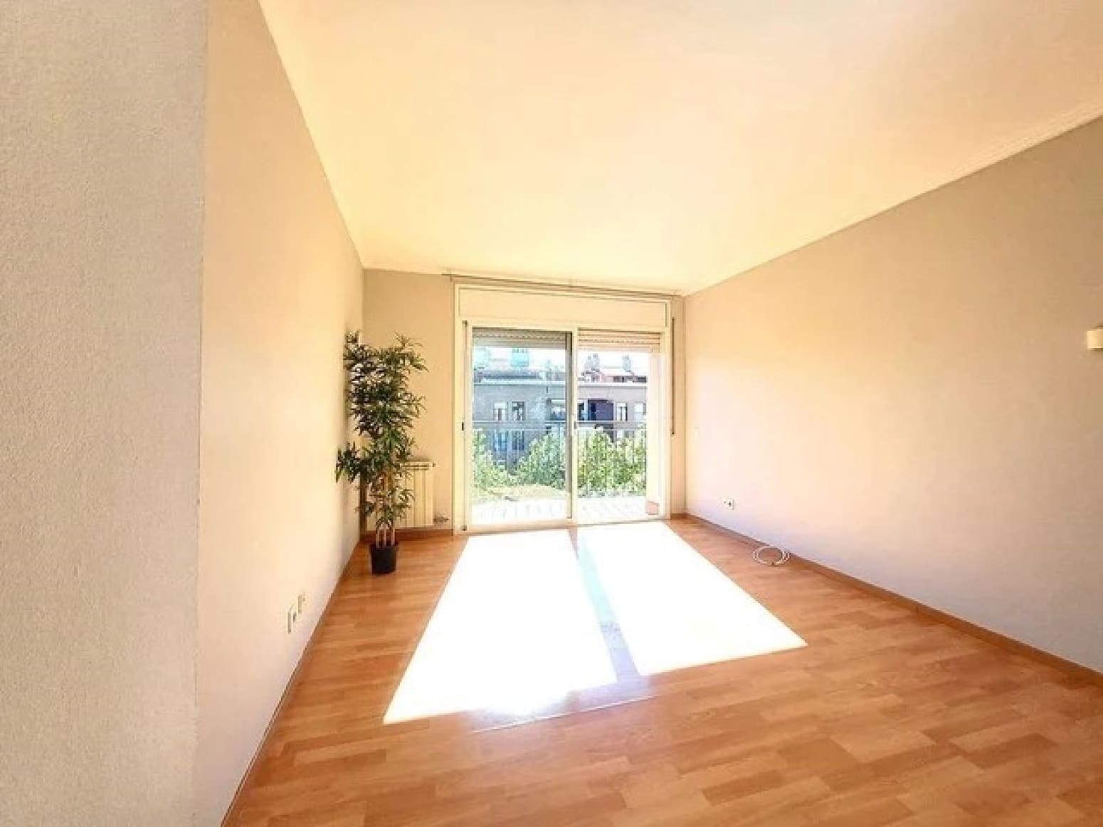 2 bedroom Flat for sale in Vilafranca del Penedes - € 249,000 (Ref: 9421786)