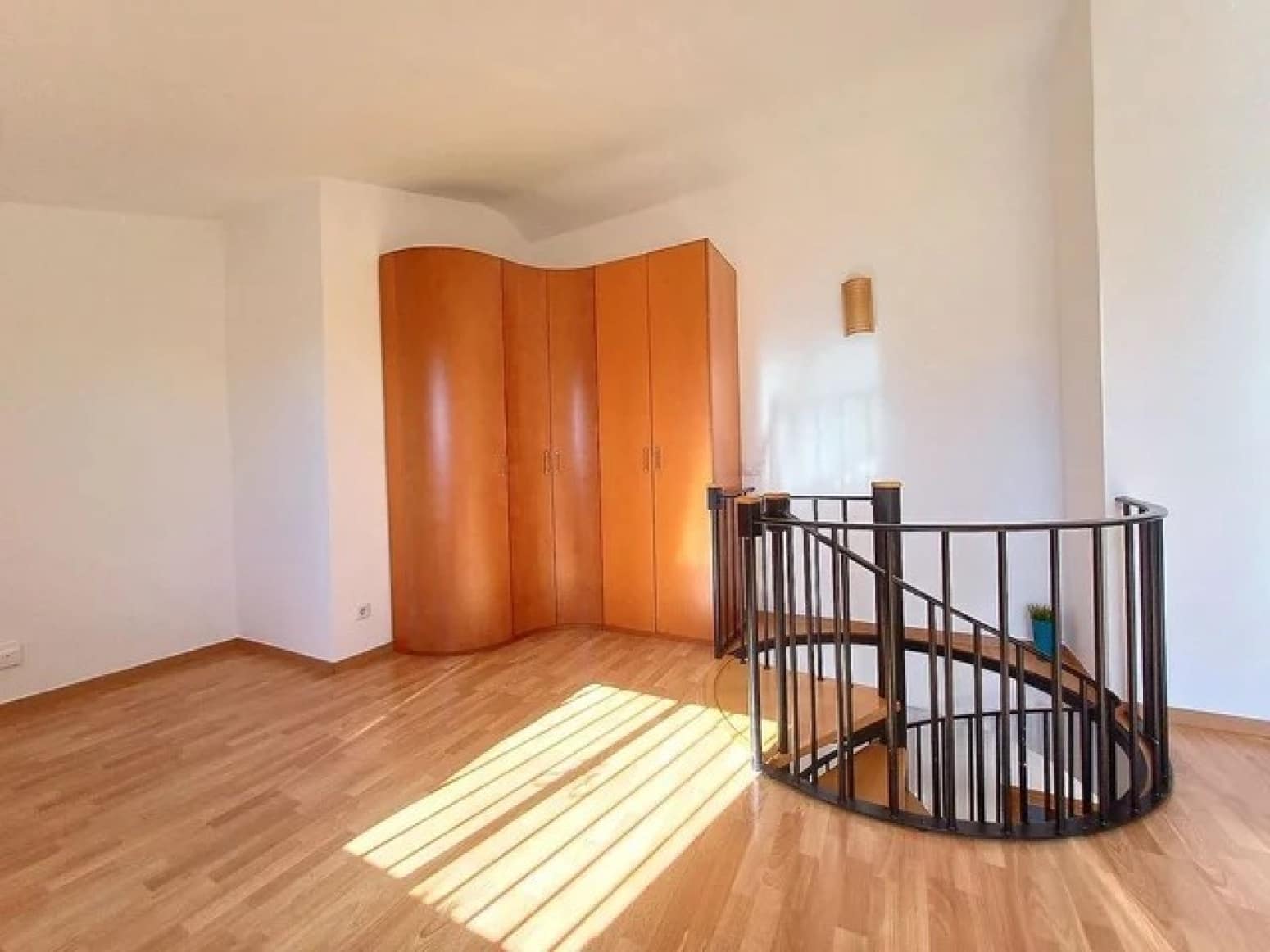 2 bedroom Flat for sale in Vilafranca del Penedes - € 249,000 (Ref: 9421786)