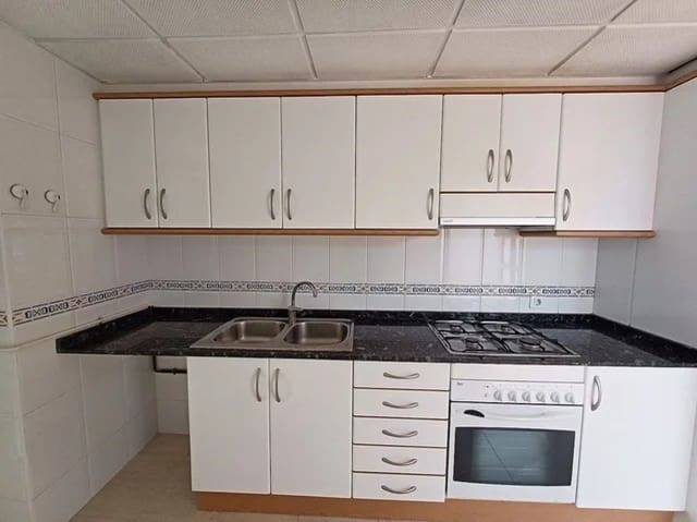 2 bedroom Flat for sale in Vilafranca del Penedès - € 249,000 (Ref: 9421786)